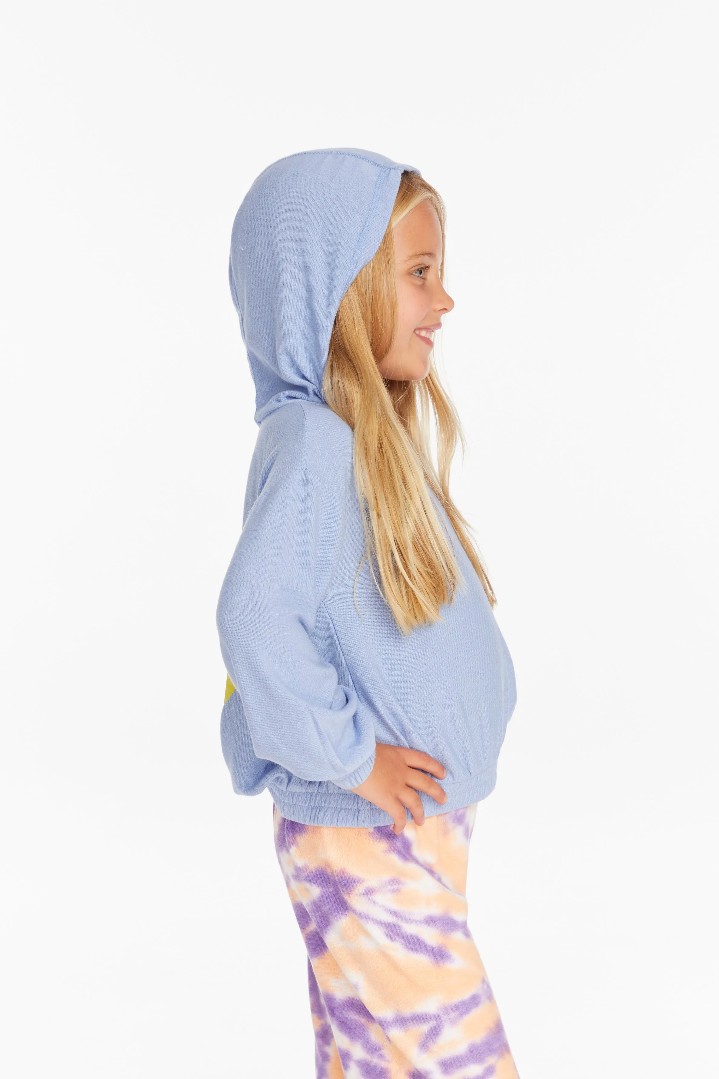 Star Smiley Semi-Cropped Shirred Hoodie Pullover by Chaser